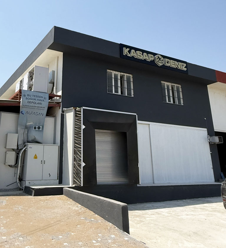Kasap Deniz Entegre Tesisleri'nin modern ve şık dış görünümü
